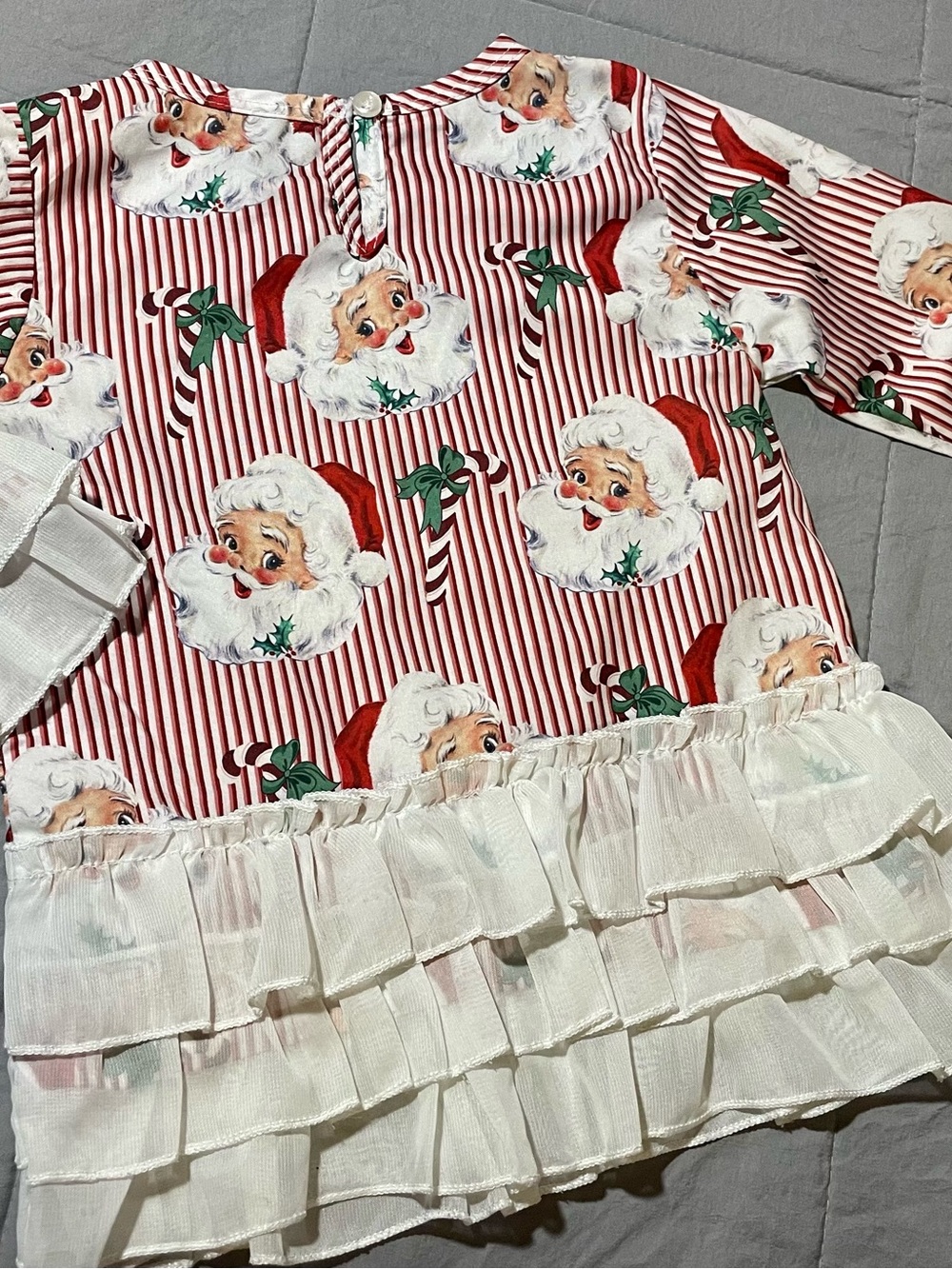 Toddler Santa outfit - Picture 4 of 8